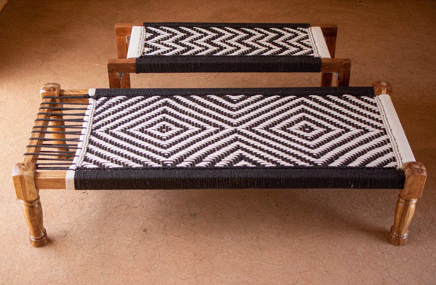 Double Wave Entryway Bench